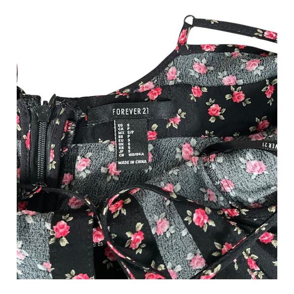 Forever 21 Size Small Short Dress Black & Pink Floral Deep V-Neck Crossed Strap - Picture 10 of 10
